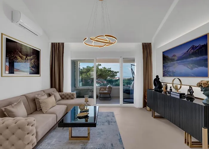 The Goldenhour Apartment