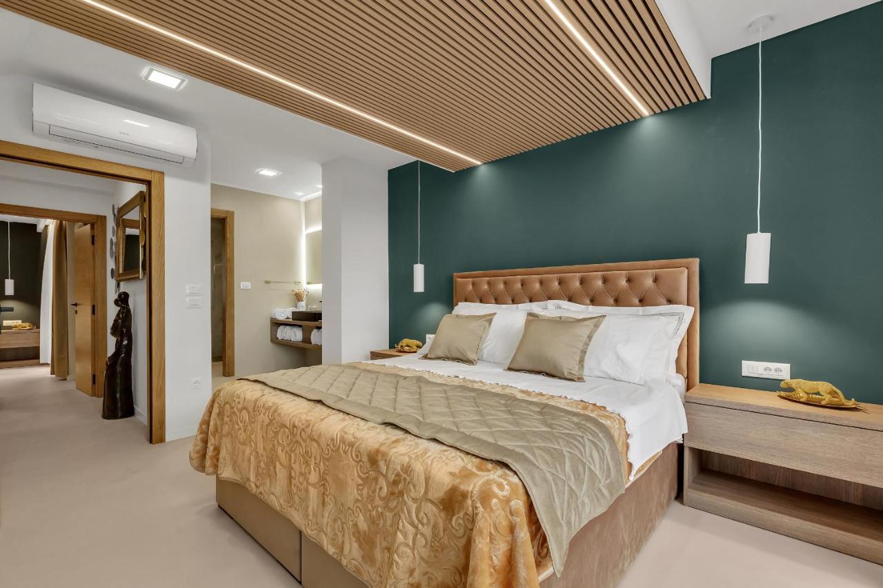 The Goldenhour Apartment *
